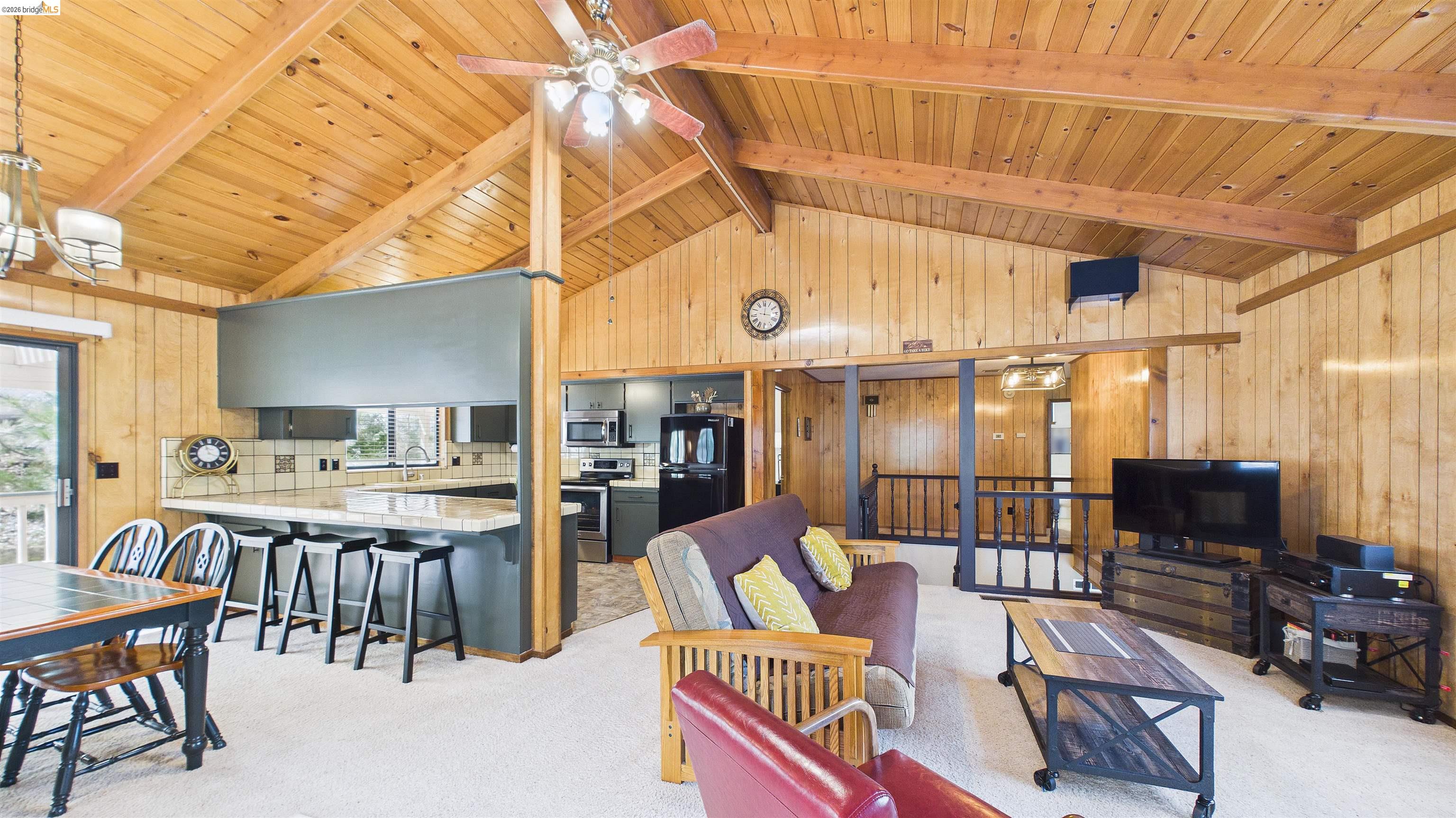 Detail Gallery Image 8 of 41 For 13010 Wells Fargo Dr, Groveland,  CA 95321 - 3 Beds | 2 Baths