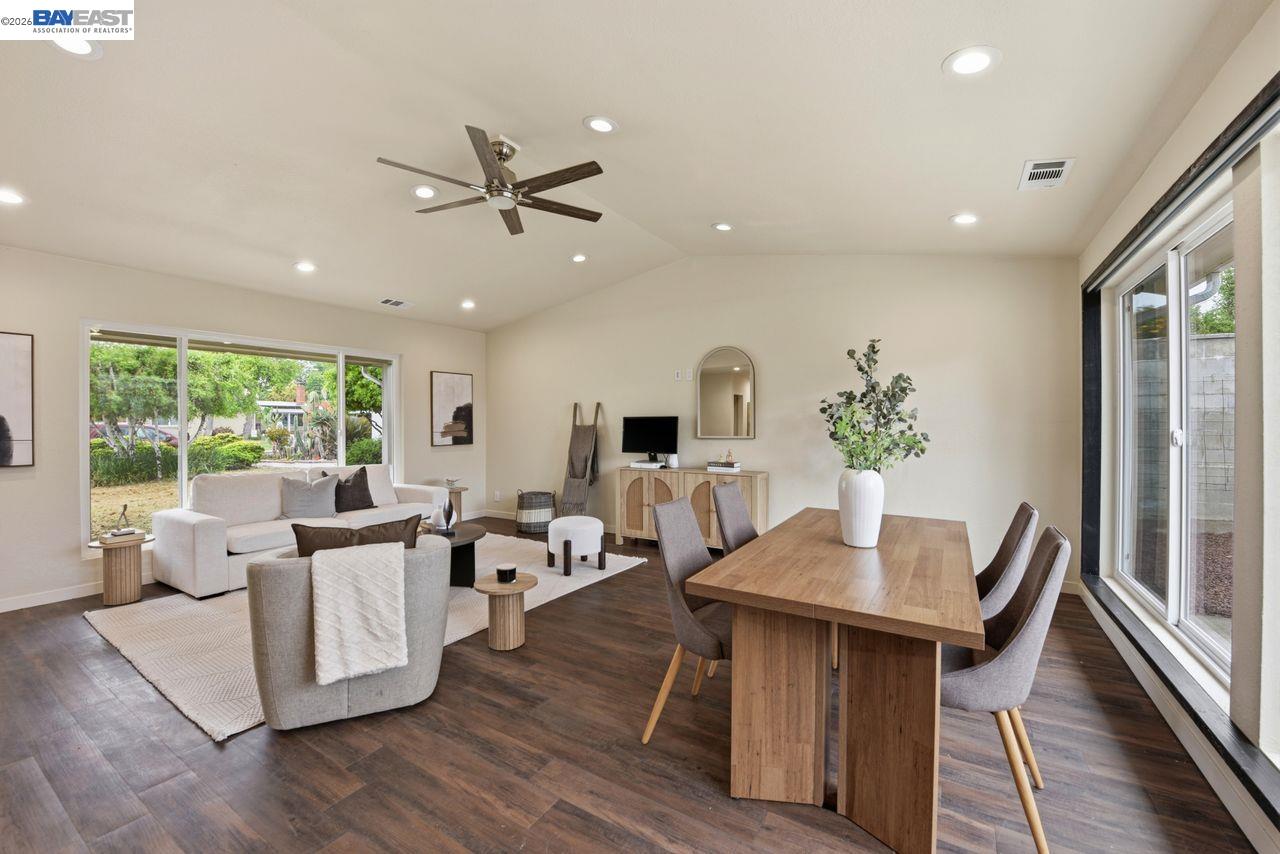 Detail Gallery Image 13 of 30 For 4754 Hazelwood Ave, Fremont,  CA 94536 - 3 Beds | 2 Baths