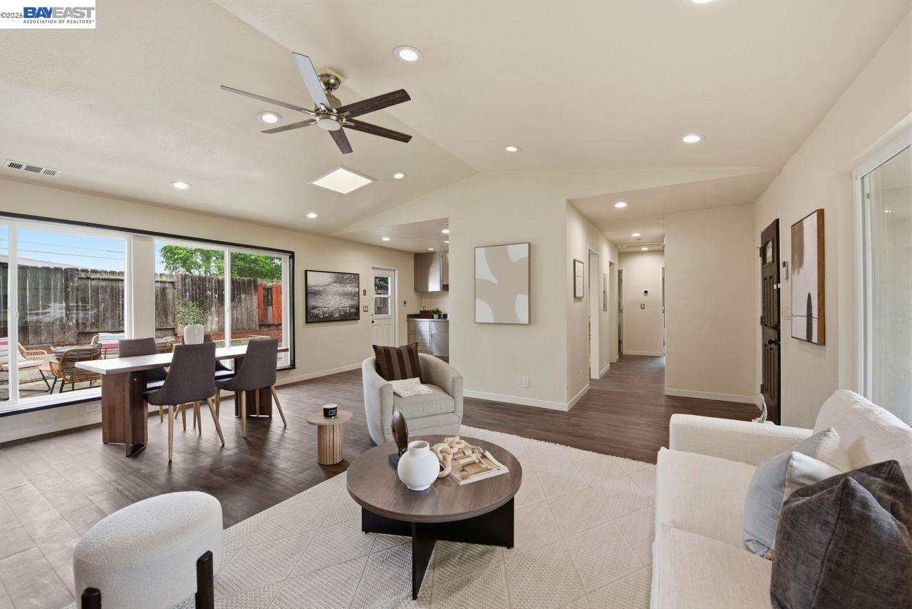 Detail Gallery Image 7 of 30 For 4754 Hazelwood Ave, Fremont,  CA 94536 - 3 Beds | 2 Baths