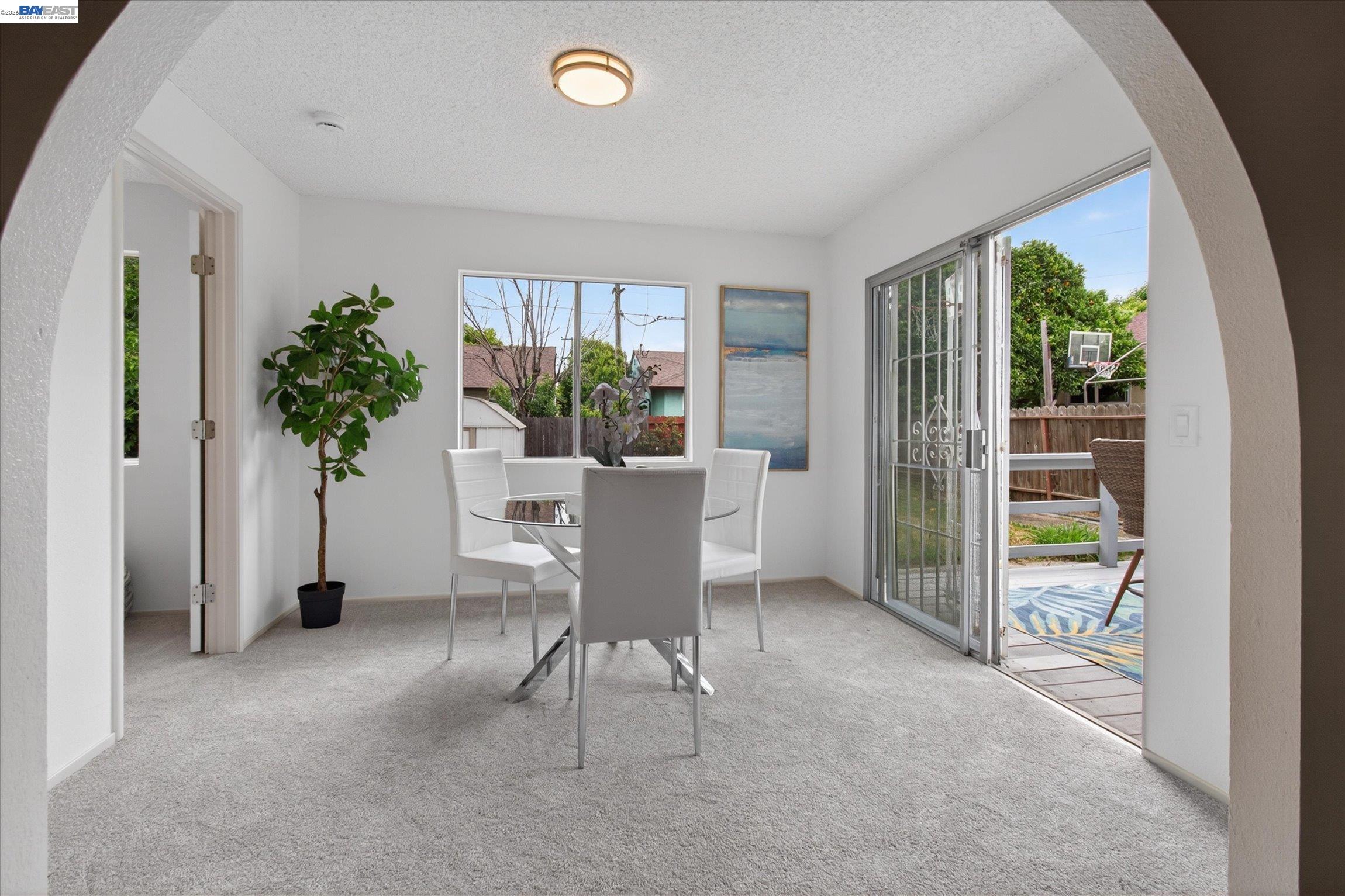 Detail Gallery Image 13 of 27 For 910 Miller Ave, Vallejo,  CA 94591 - 3 Beds | 2 Baths