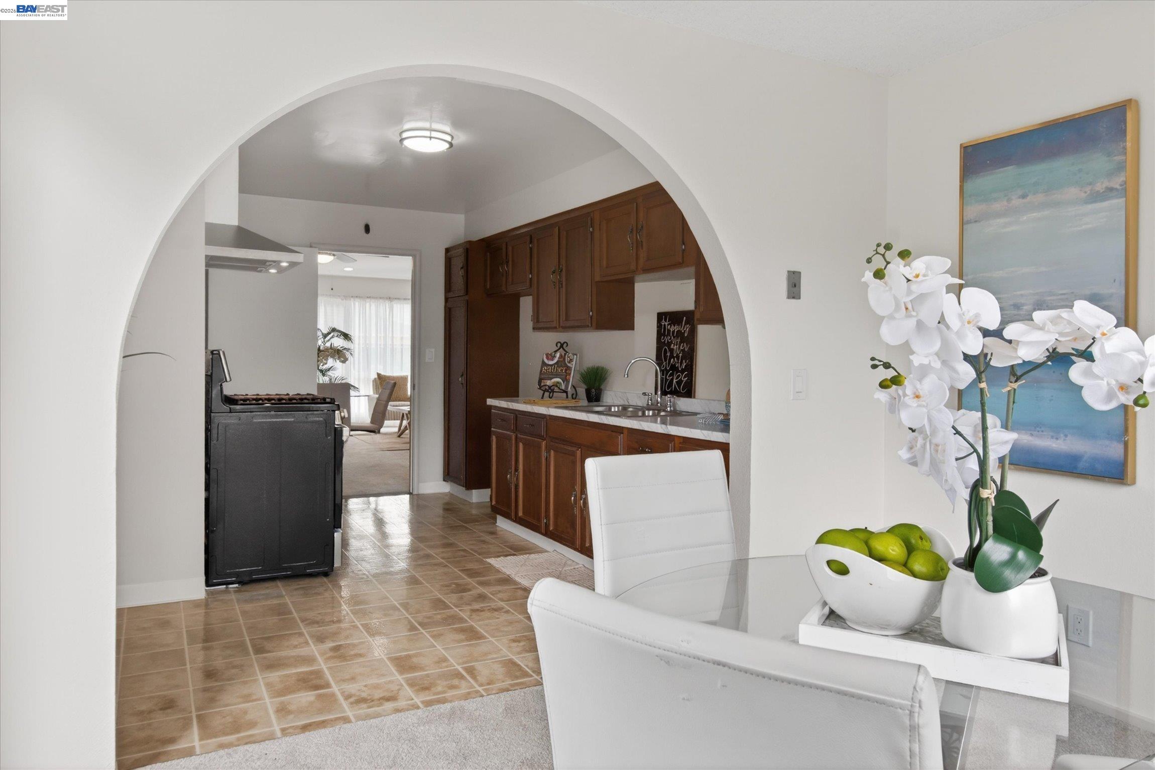 Detail Gallery Image 15 of 27 For 910 Miller Ave, Vallejo,  CA 94591 - 3 Beds | 2 Baths