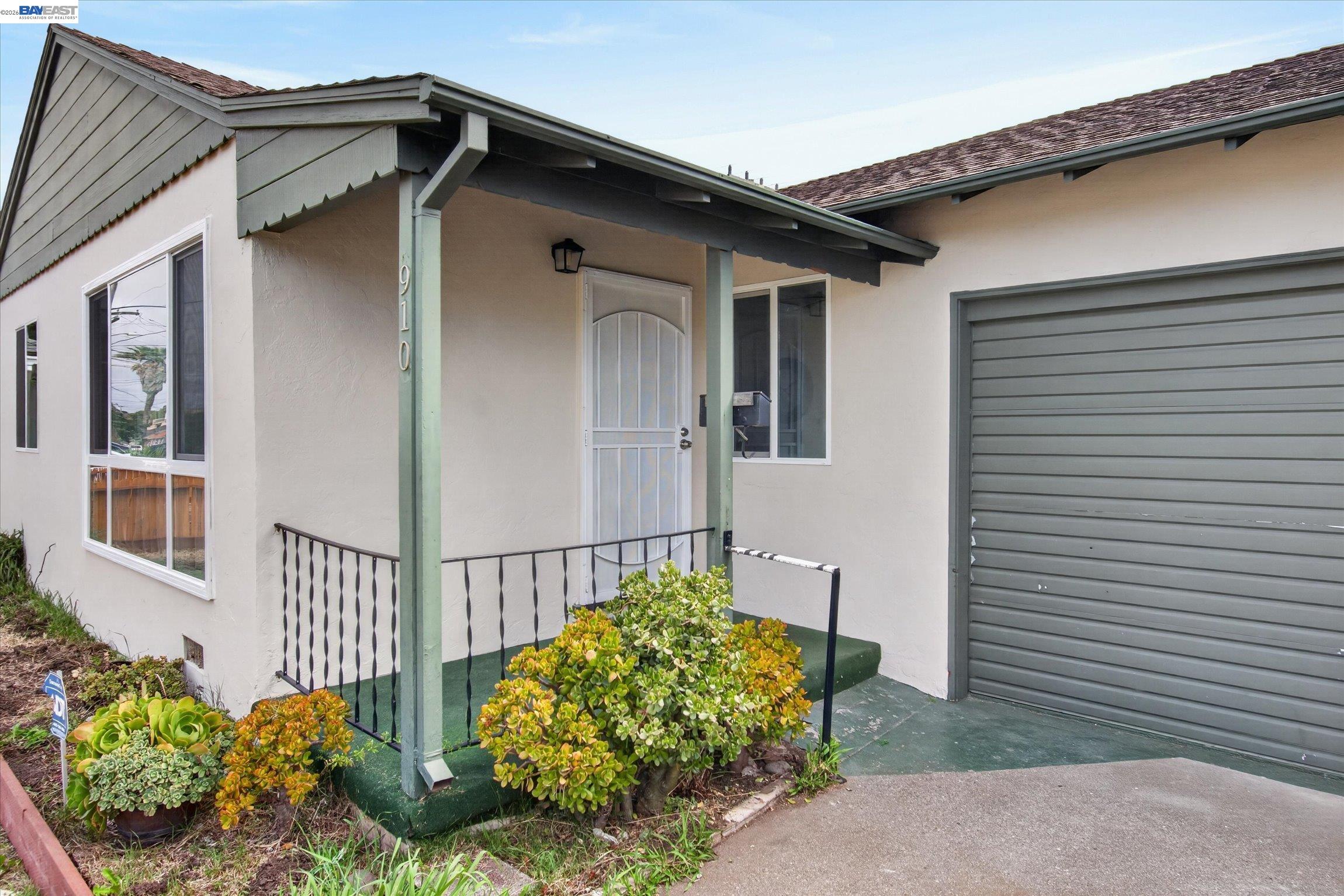 Detail Gallery Image 3 of 27 For 910 Miller Ave, Vallejo,  CA 94591 - 3 Beds | 2 Baths