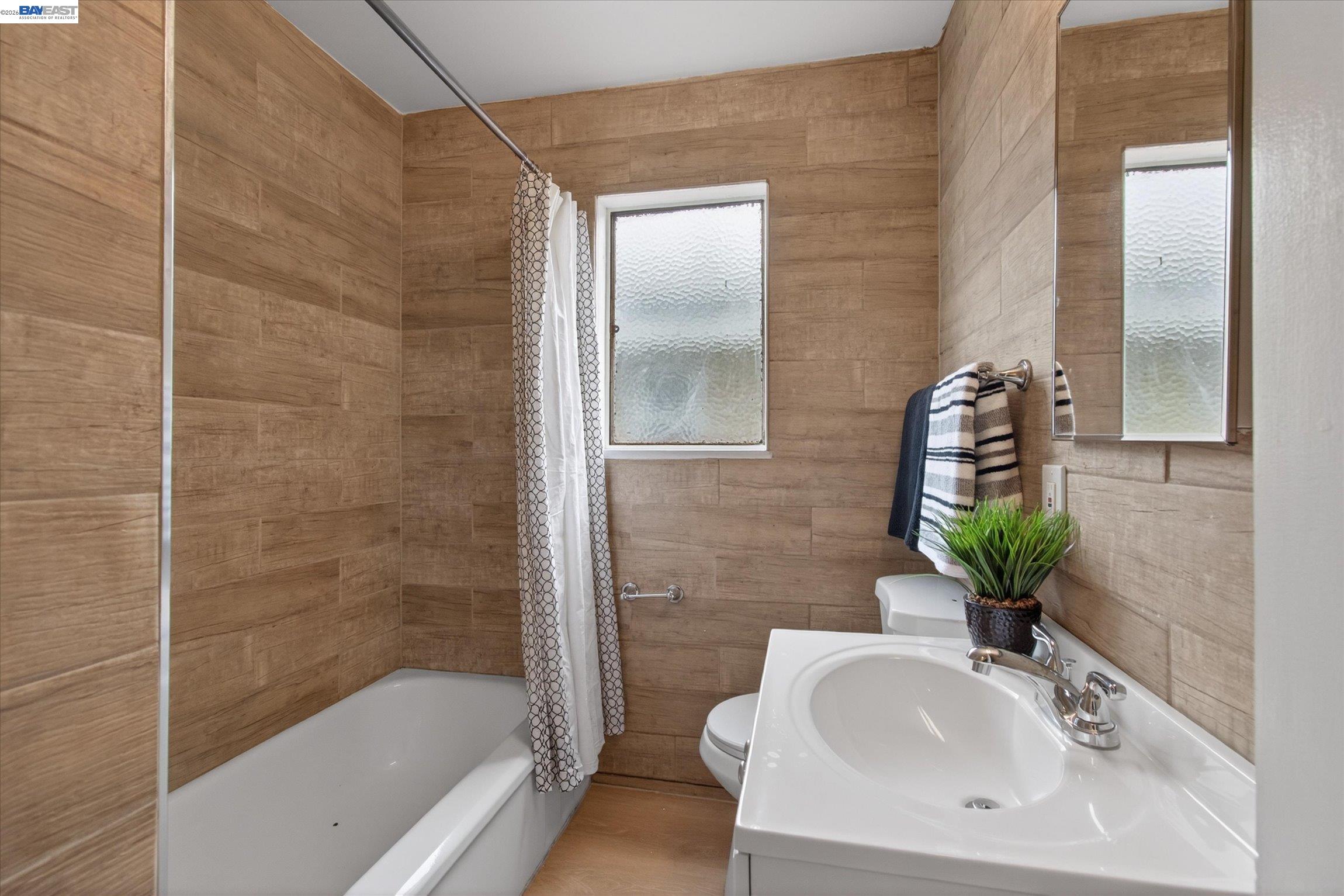 Detail Gallery Image 21 of 27 For 910 Miller Ave, Vallejo,  CA 94591 - 3 Beds | 2 Baths