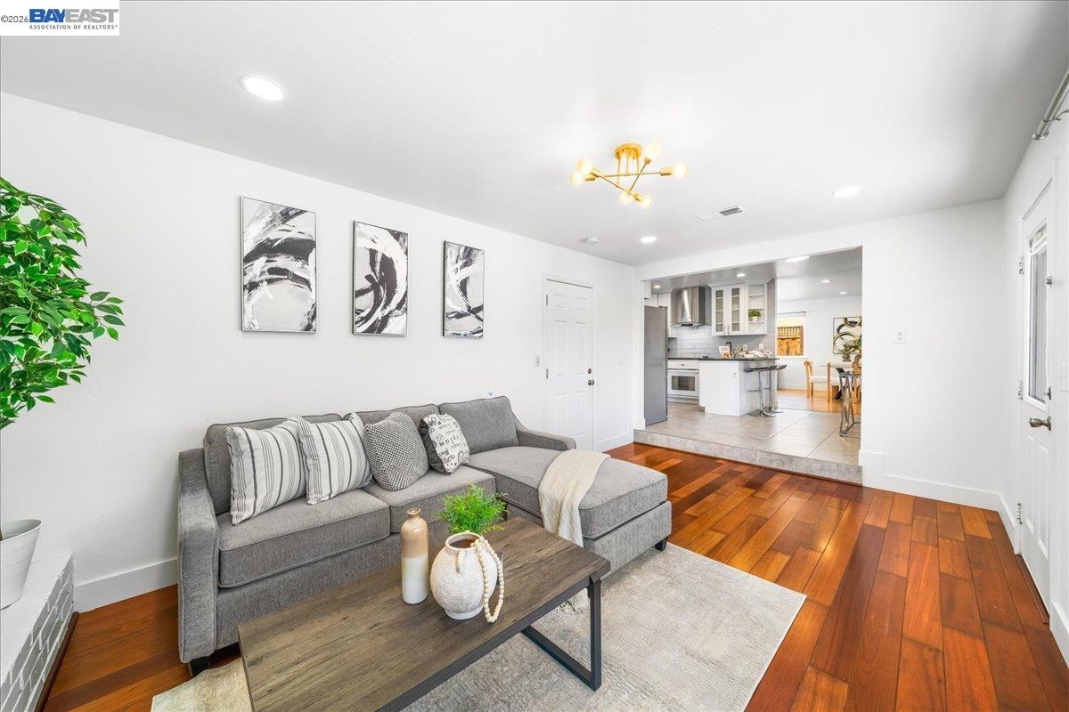 Detail Gallery Image 18 of 55 For 48252 Cottonwood St, Fremont,  CA 94539 - 3 Beds | 2 Baths