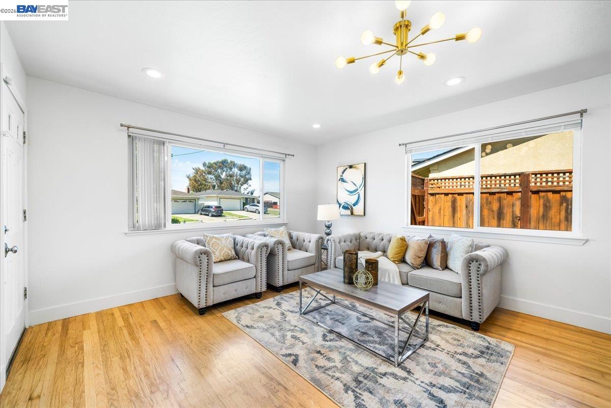 Detail Gallery Image 6 of 55 For 48252 Cottonwood St, Fremont,  CA 94539 - 3 Beds | 2 Baths