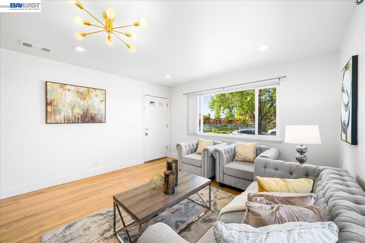 Detail Gallery Image 7 of 55 For 48252 Cottonwood St, Fremont,  CA 94539 - 3 Beds | 2 Baths