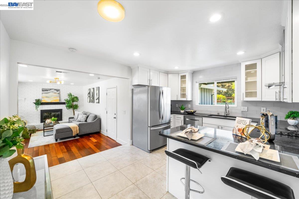 Detail Gallery Image 10 of 55 For 48252 Cottonwood St, Fremont,  CA 94539 - 3 Beds | 2 Baths