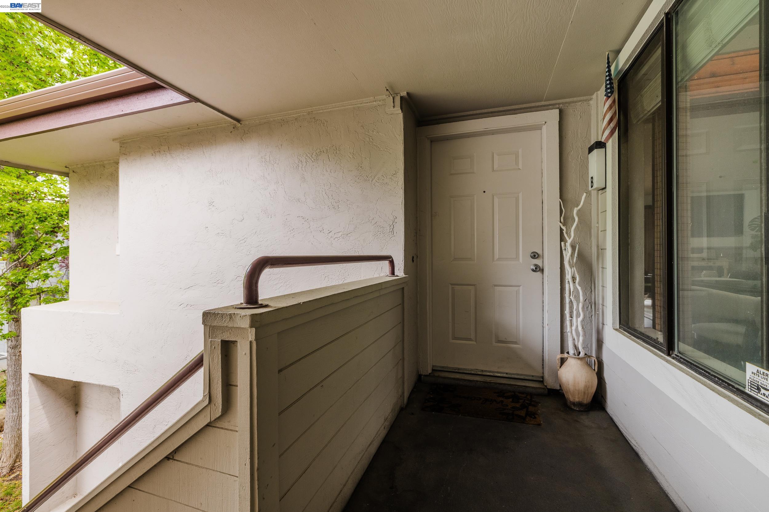 Photo #2: 41129121 Listing: Photo #2