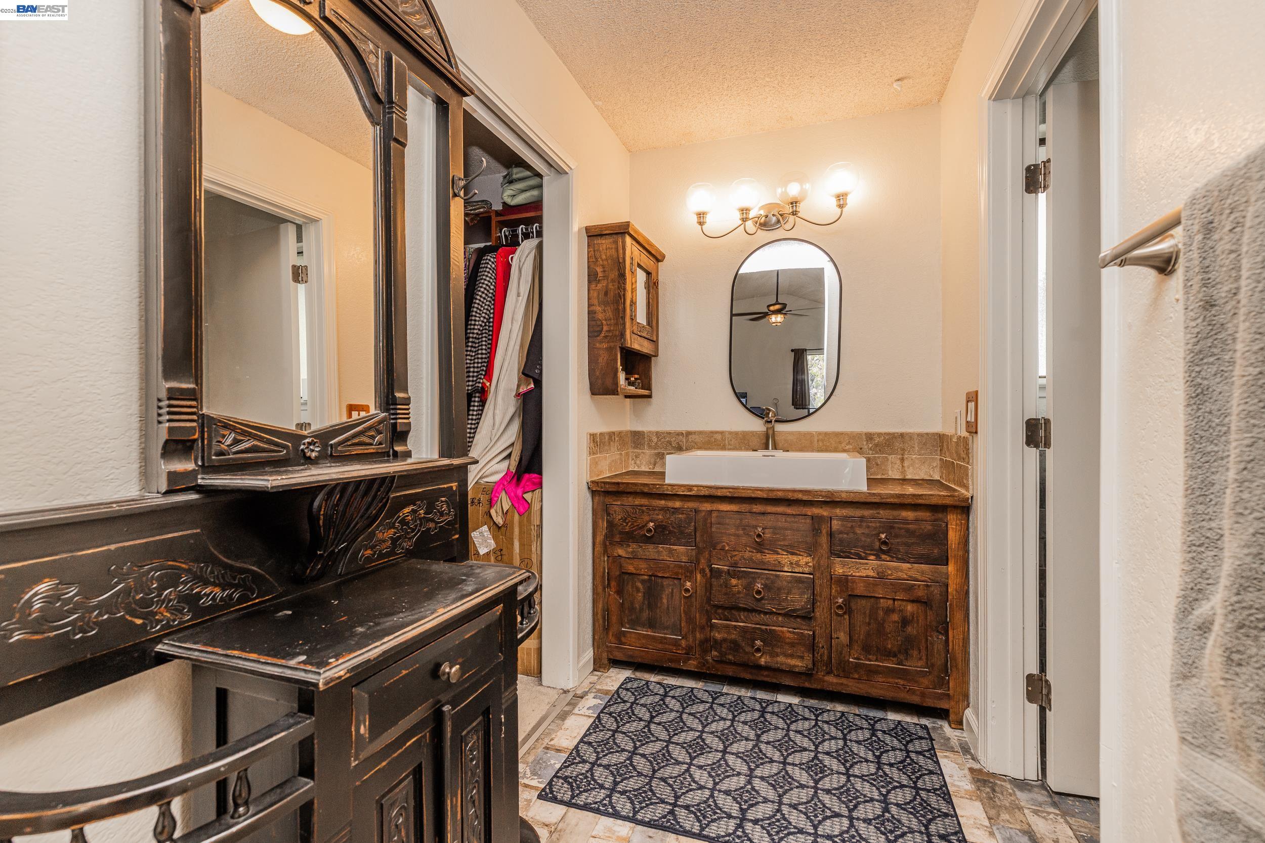 Photo #21: 41129121 Listing: Photo #21