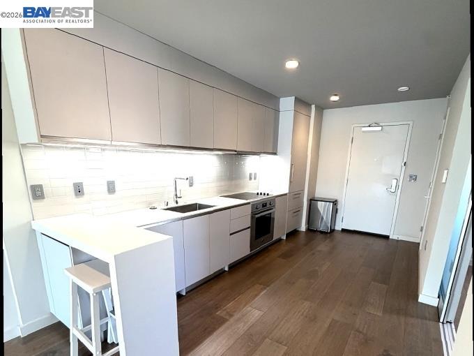 Detail Gallery Image 7 of 18 For 1238 Sutter St #505,  San Francisco,  CA 94109 - 2 Beds | 1 Baths