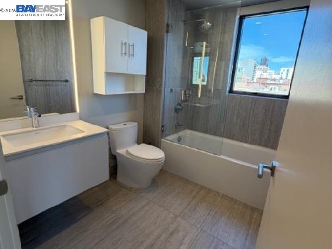 Detail Gallery Image 9 of 18 For 1238 Sutter St #505,  San Francisco,  CA 94109 - 2 Beds | 1 Baths