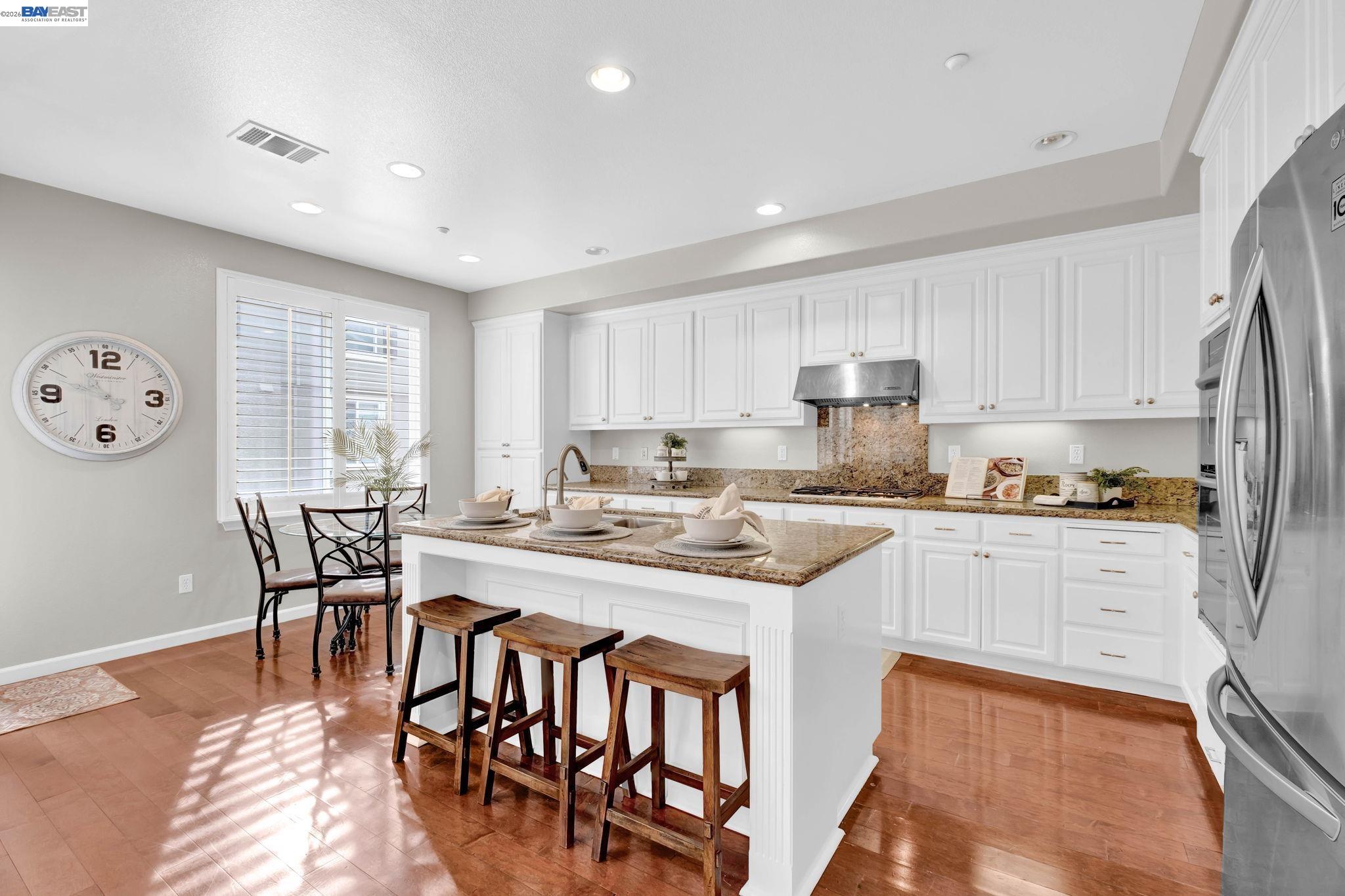 Photo #17: 41129123 Listing: Photo #17