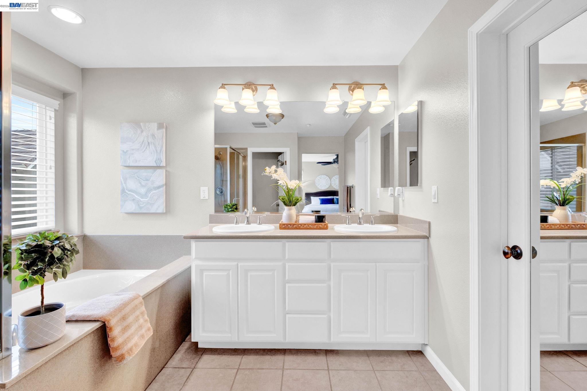 Photo #43: 41129123 Listing: Photo #43