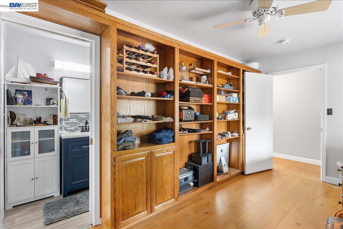 Detail Gallery Image 27 of 60 For 24805 Canyon View Ct, Hayward,  CA 94541 - 3 Beds | 2 Baths