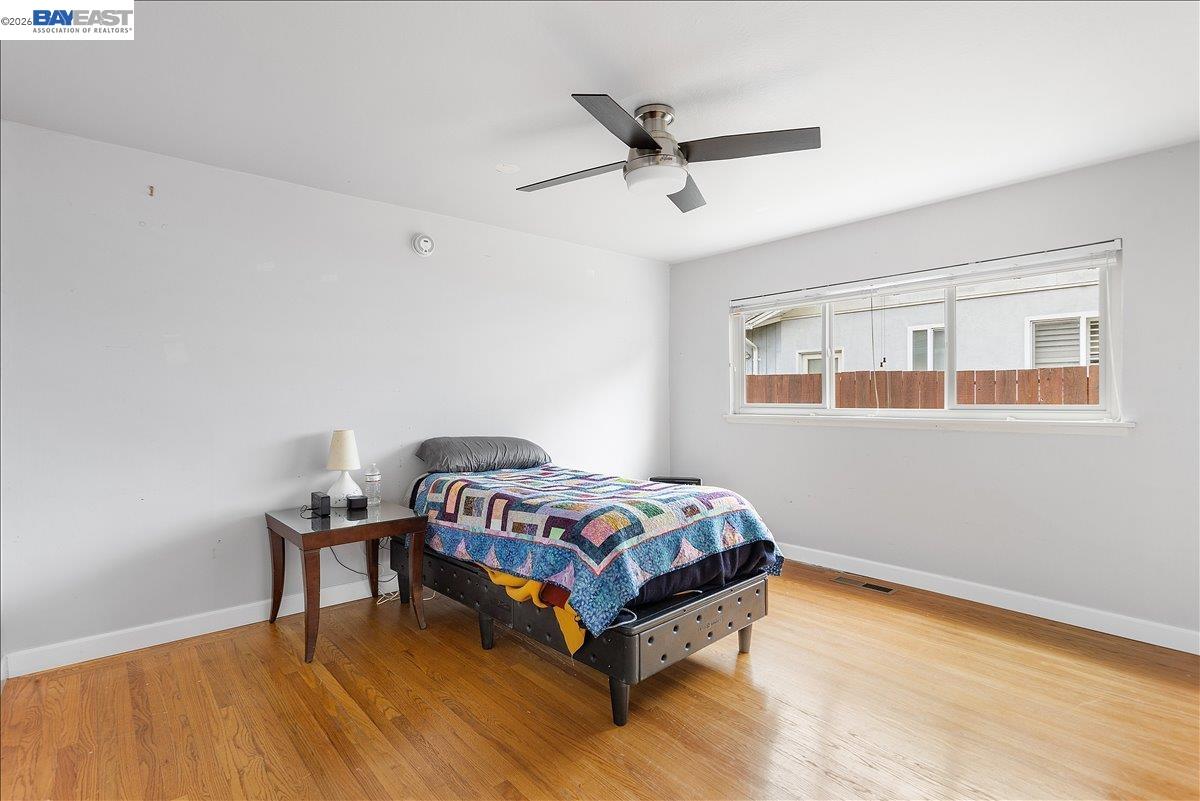 Detail Gallery Image 29 of 60 For 24805 Canyon View Ct, Hayward,  CA 94541 - 3 Beds | 2 Baths