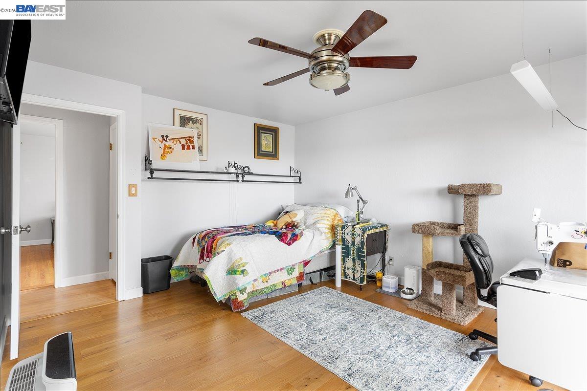 Detail Gallery Image 32 of 60 For 24805 Canyon View Ct, Hayward,  CA 94541 - 3 Beds | 2 Baths