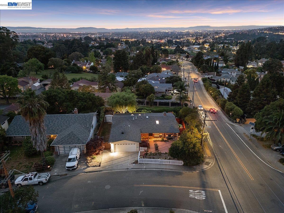 Detail Gallery Image 56 of 60 For 24805 Canyon View Ct, Hayward,  CA 94541 - 3 Beds | 2 Baths