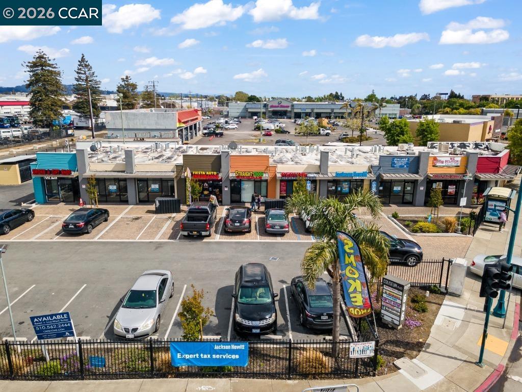 Detail Gallery Image 9 of 15 For 646 Hegenberger, Oakland,  CA 95621 - 1 Beds | 1 Baths