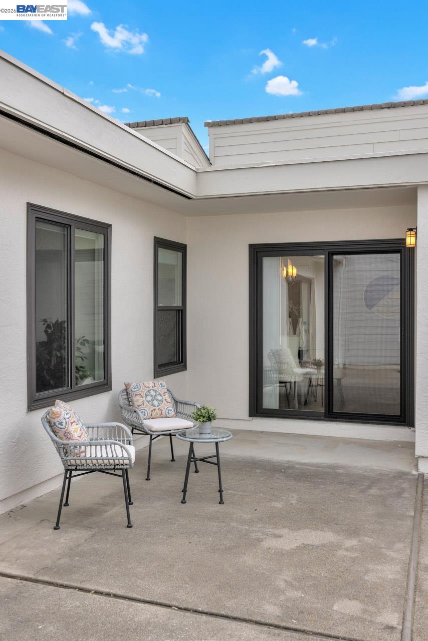 Detail Gallery Image 17 of 37 For 4034 Rennellwood Way, Pleasanton,  CA 94566 - 3 Beds | 2 Baths