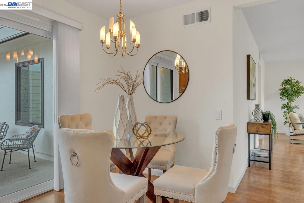 Detail Gallery Image 22 of 37 For 4034 Rennellwood Way, Pleasanton,  CA 94566 - 3 Beds | 2 Baths