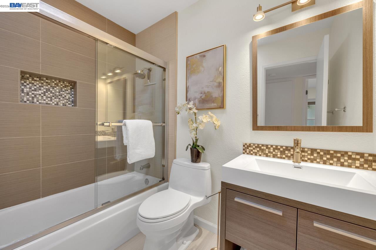 Detail Gallery Image 29 of 37 For 4034 Rennellwood Way, Pleasanton,  CA 94566 - 3 Beds | 2 Baths