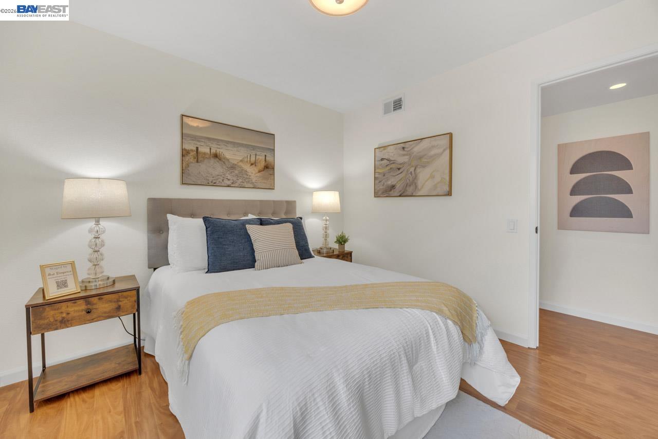 Detail Gallery Image 31 of 37 For 4034 Rennellwood Way, Pleasanton,  CA 94566 - 3 Beds | 2 Baths