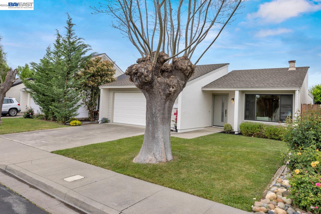 Detail Gallery Image 7 of 37 For 4034 Rennellwood Way, Pleasanton,  CA 94566 - 3 Beds | 2 Baths