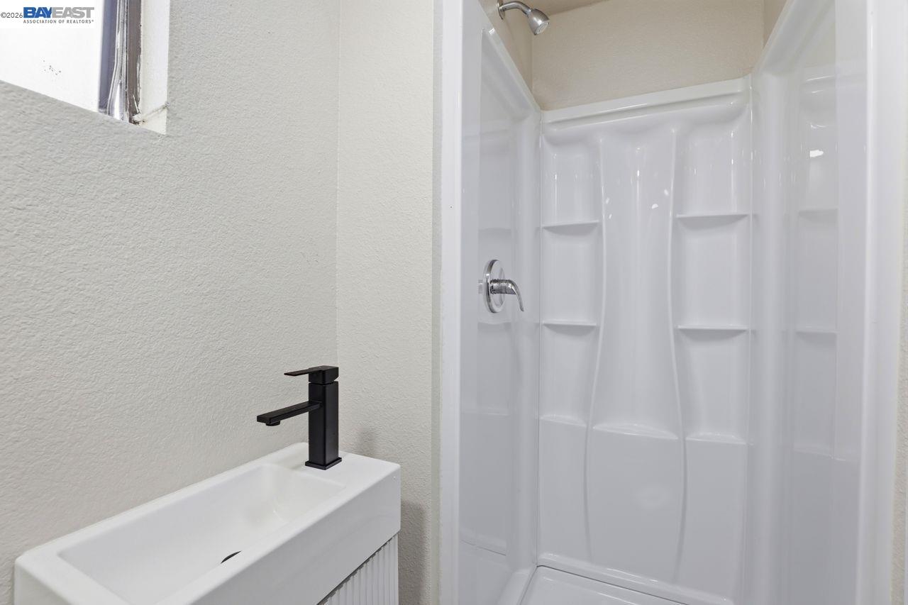 Detail Gallery Image 24 of 31 For 828 Olivina Ave #11,  Livermore,  CA 94551 - 2 Beds | 2 Baths