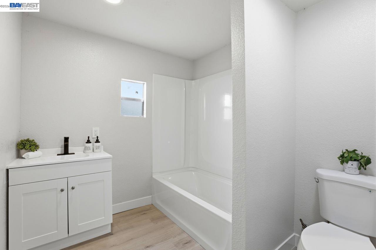 Detail Gallery Image 25 of 31 For 828 Olivina Ave #11,  Livermore,  CA 94551 - 2 Beds | 2 Baths