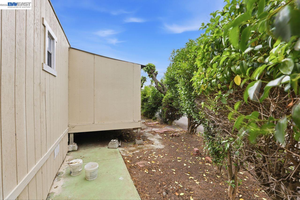 Detail Gallery Image 28 of 31 For 828 Olivina Ave #11,  Livermore,  CA 94551 - 2 Beds | 2 Baths