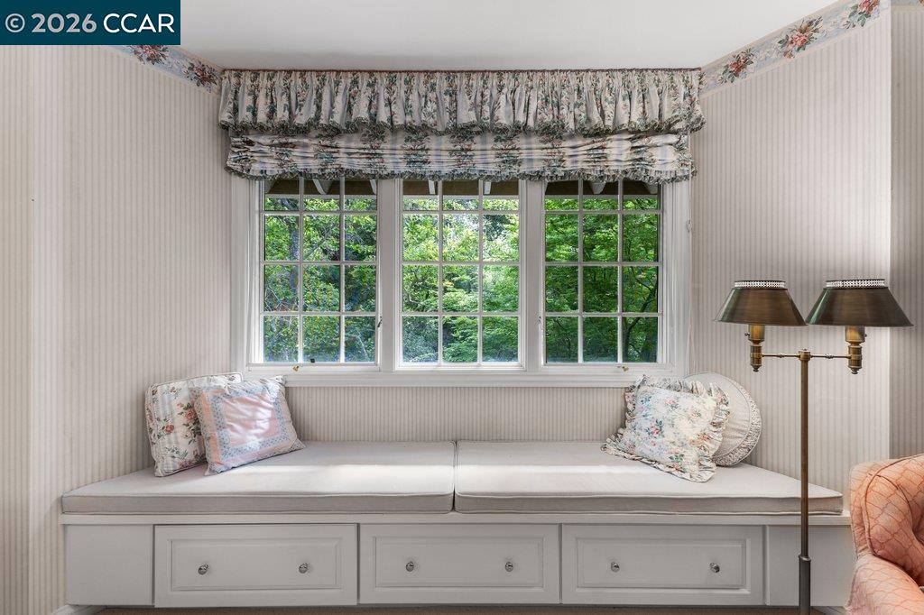 Detail Gallery Image 32 of 49 For 2255 Alameda Diablo, Diablo,  CA 94528 - 5 Beds | 3/2 Baths