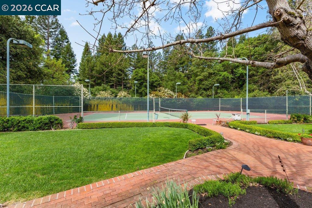 Detail Gallery Image 38 of 49 For 2255 Alameda Diablo, Diablo,  CA 94528 - 5 Beds | 3/2 Baths