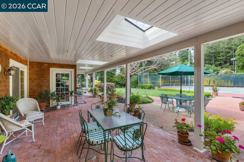 Detail Gallery Image 41 of 49 For 2255 Alameda Diablo, Diablo,  CA 94528 - 5 Beds | 3/2 Baths