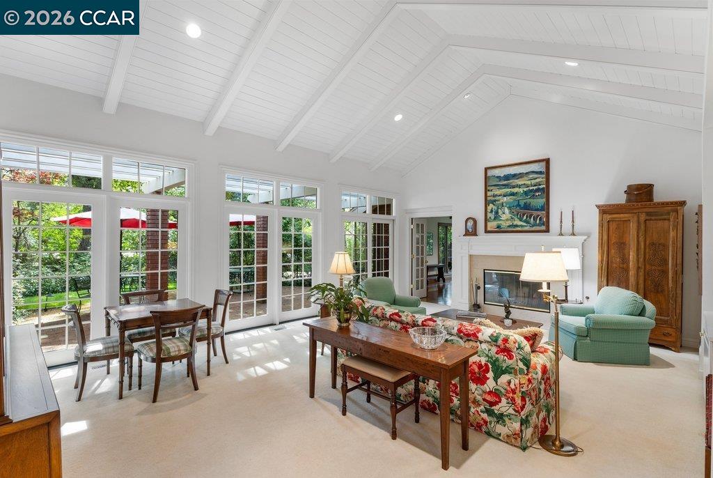 Detail Gallery Image 7 of 49 For 2255 Alameda Diablo, Diablo,  CA 94528 - 5 Beds | 3/2 Baths