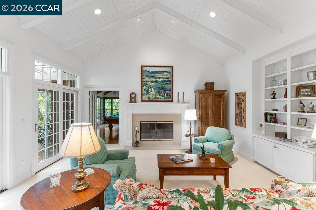 Detail Gallery Image 8 of 49 For 2255 Alameda Diablo, Diablo,  CA 94528 - 5 Beds | 3/2 Baths