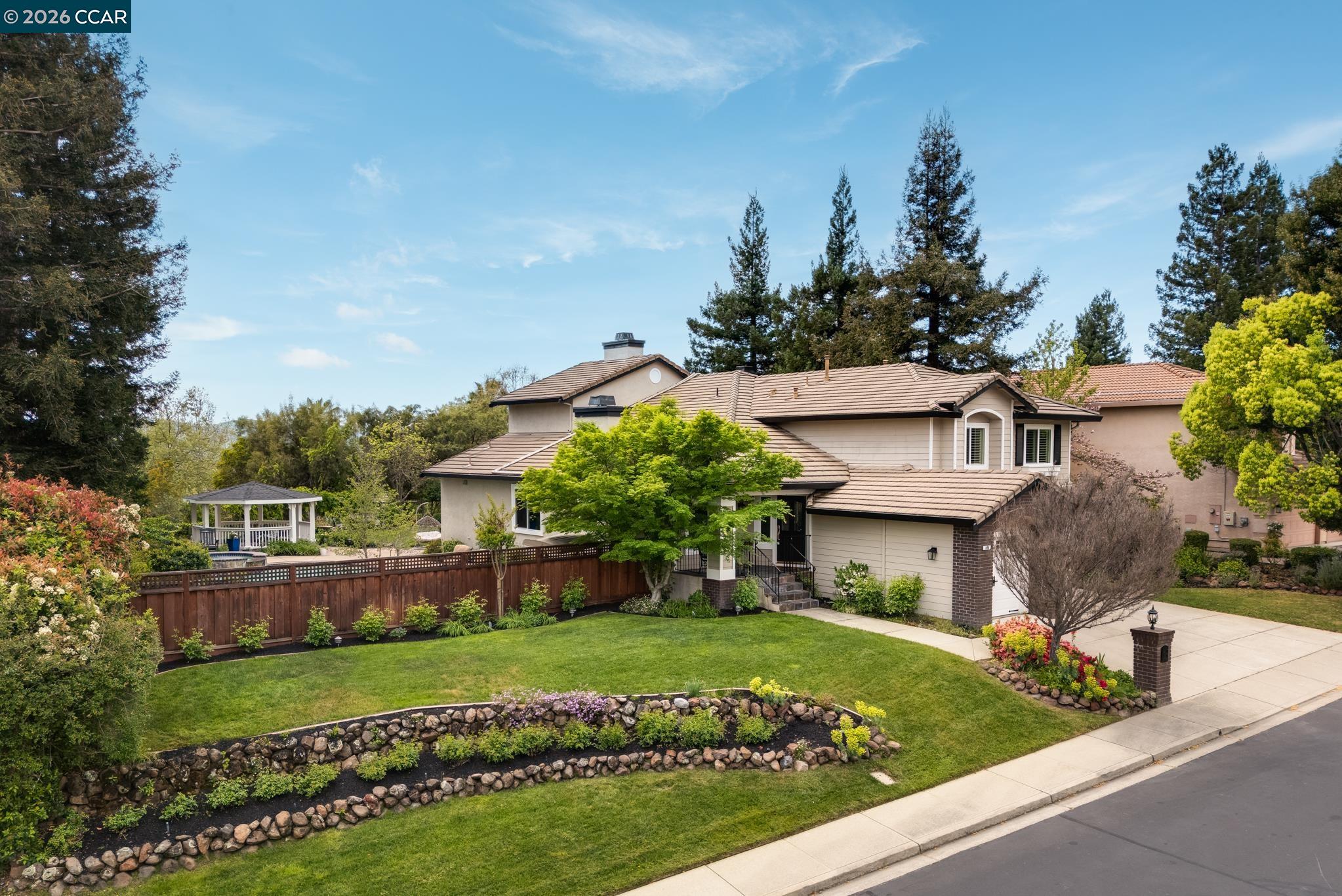 39 Mira Loma Rd, Orinda, CA, 94563