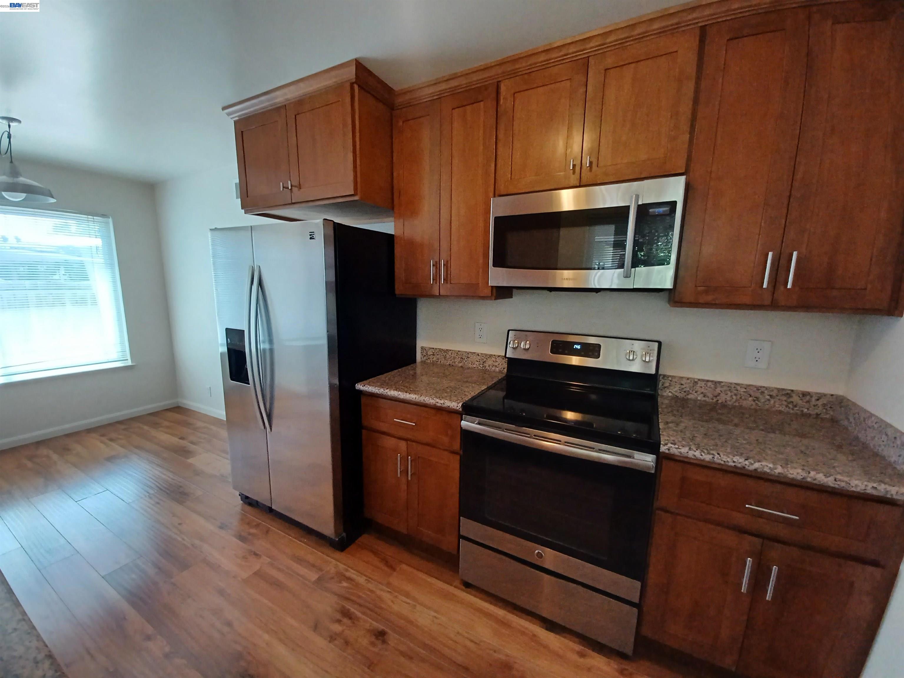 Detail Gallery Image 5 of 22 For 7601 Redbud Ct, Newark,  CA 94560 - 3 Beds | 1/1 Baths