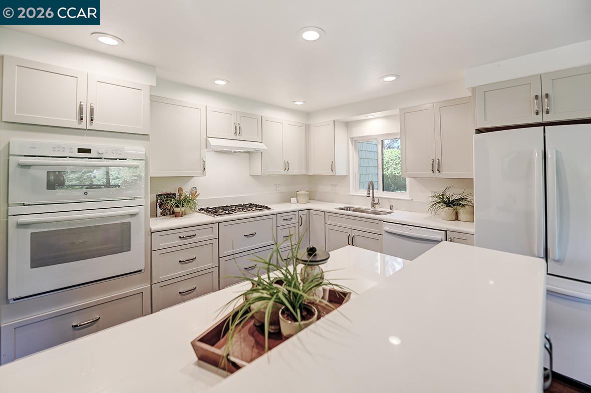 2128 Tice Creek Dr UNIT 2, Walnut Creek, CA, 94595