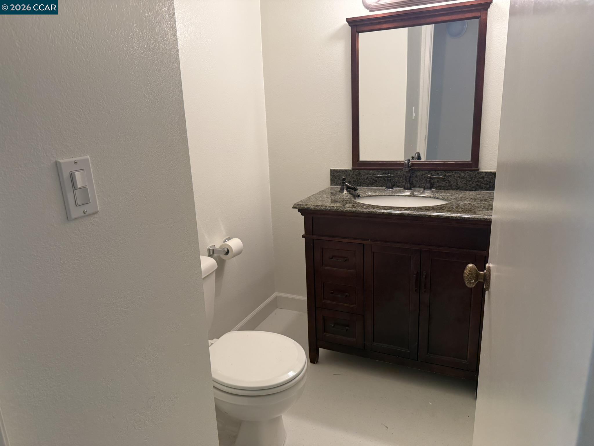 Detail Gallery Image 3 of 14 For 585 Mt Dell Dr, Clayton,  CA 94517 - 4 Beds | 2/1 Baths