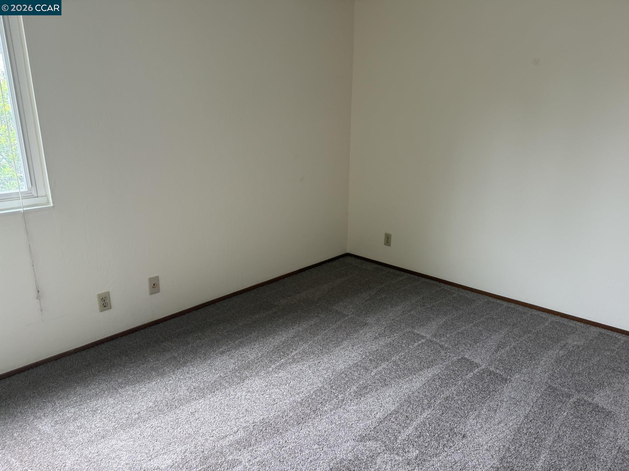 Detail Gallery Image 8 of 14 For 585 Mt Dell Dr, Clayton,  CA 94517 - 4 Beds | 2/1 Baths