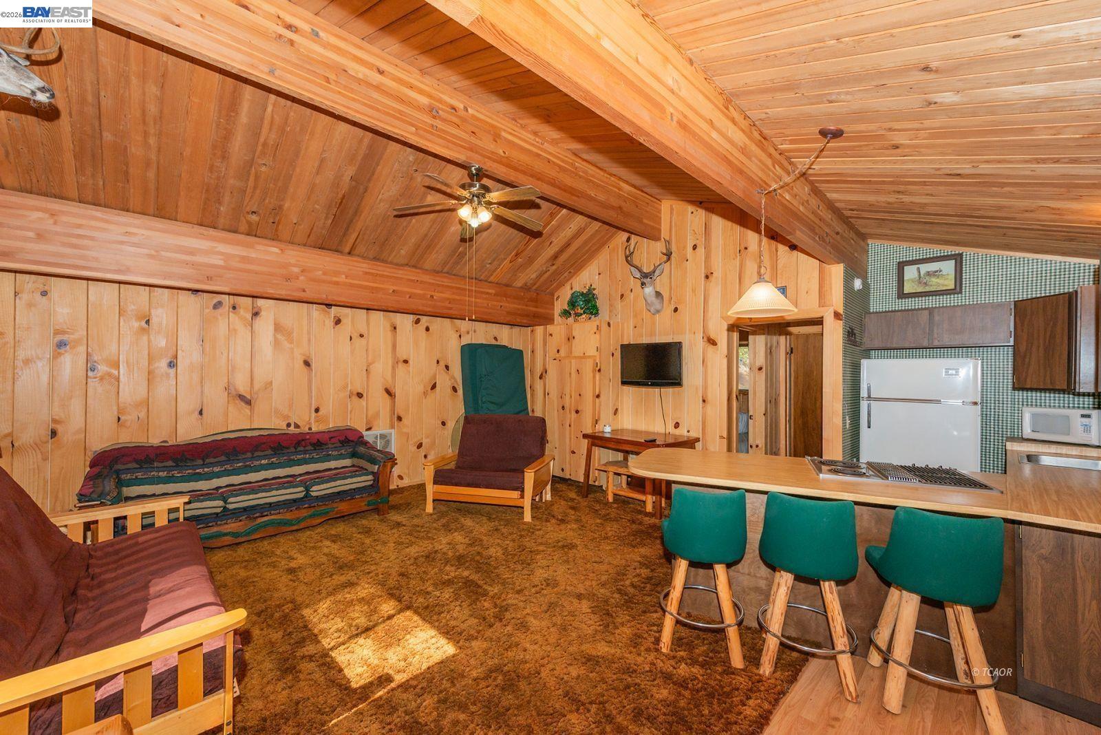 Detail Gallery Image 2 of 43 For 761 Lake Forest Dr., Trinity Center,  CA 96091 - 2 Beds | 1 Baths