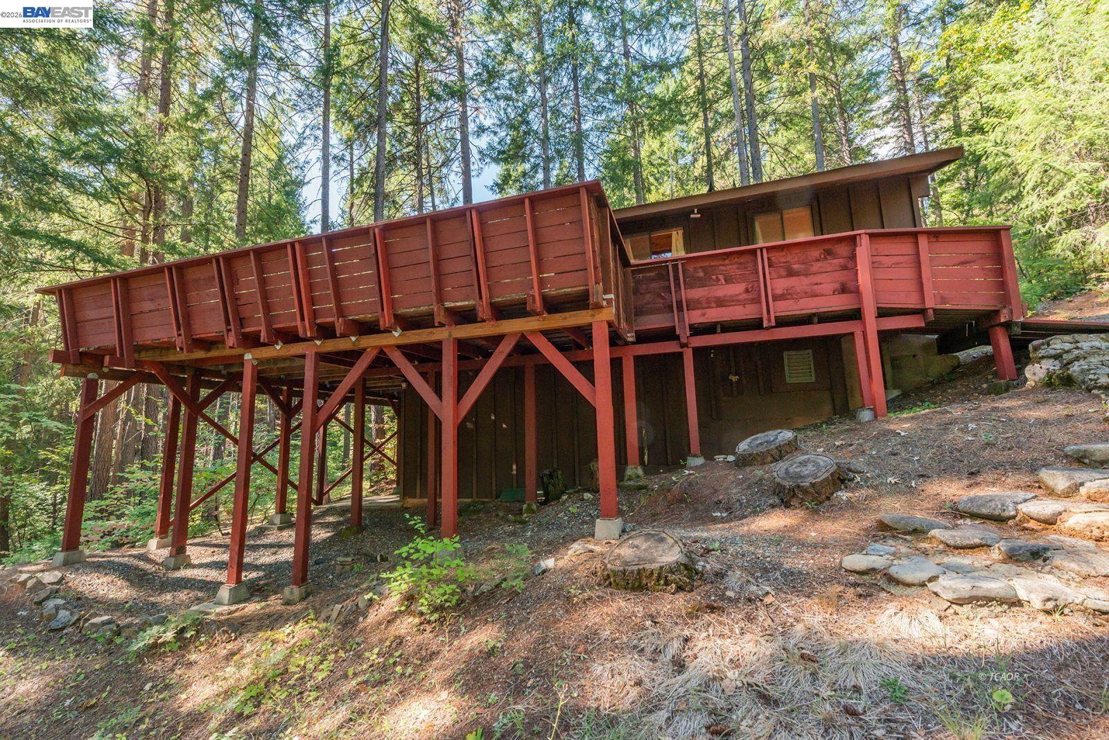 Detail Gallery Image 39 of 43 For 761 Lake Forest Dr., Trinity Center,  CA 96091 - 2 Beds | 1 Baths