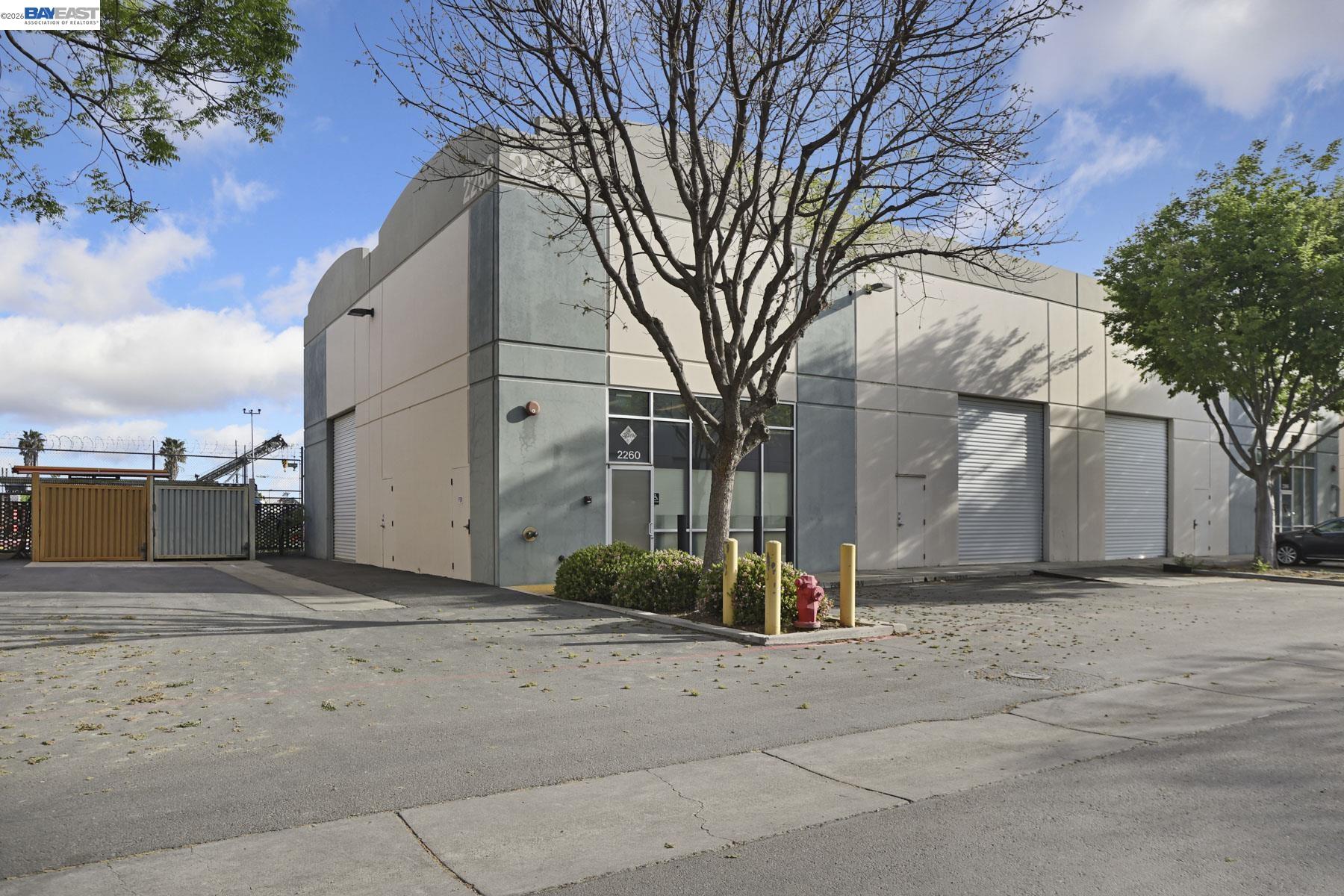 Detail Gallery Image 2 of 26 For 2260 N Macarthur Dr, Tracy,  CA 95376 - – Beds | – Baths