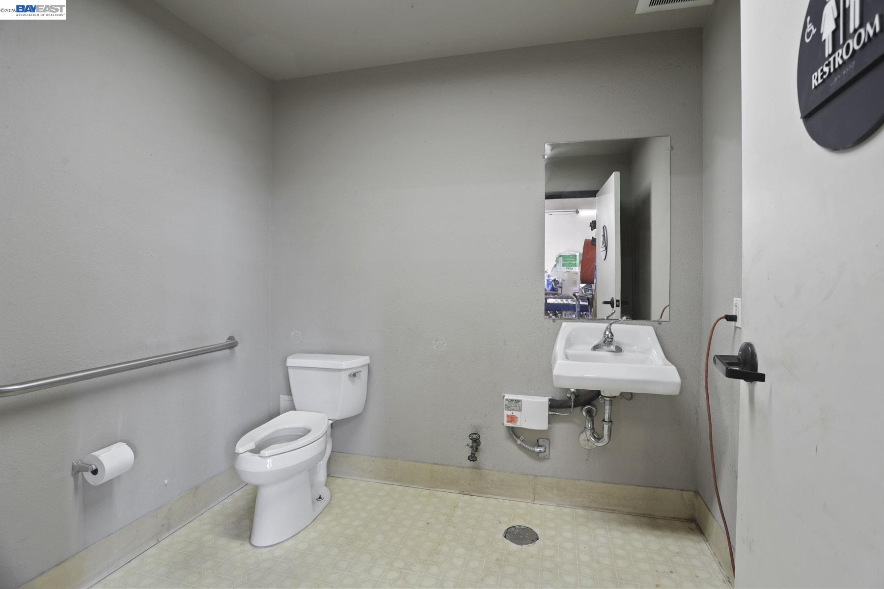 Detail Gallery Image 12 of 26 For 2260 N Macarthur Dr, Tracy,  CA 95376 - – Beds | – Baths