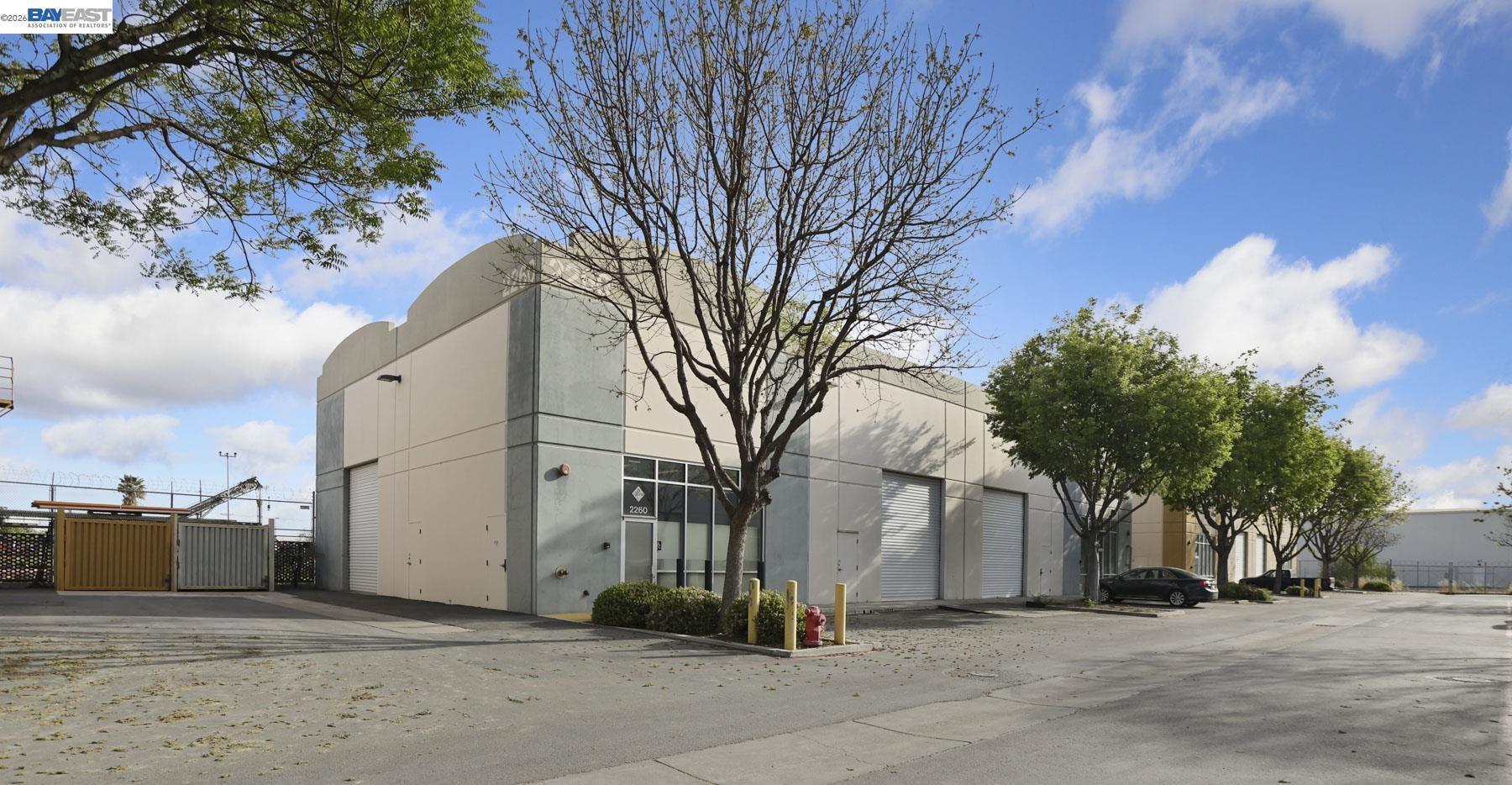 Detail Gallery Image 5 of 26 For 2260 N Macarthur Dr, Tracy,  CA 95376 - – Beds | – Baths