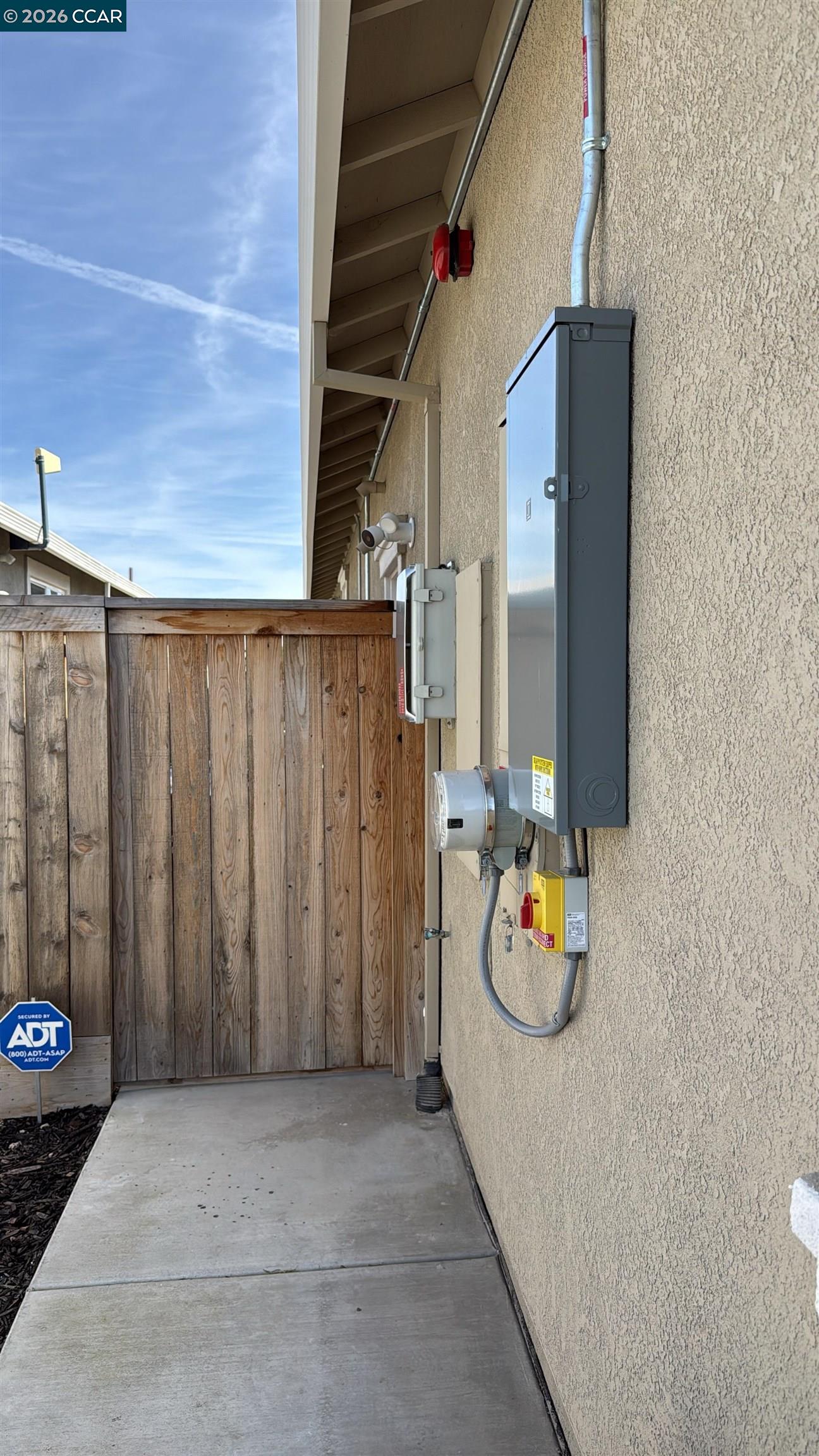 Detail Gallery Image 11 of 19 For 2080 Park Pl, Rio Vista,  CA 94571 - 2 Beds | 2/1 Baths