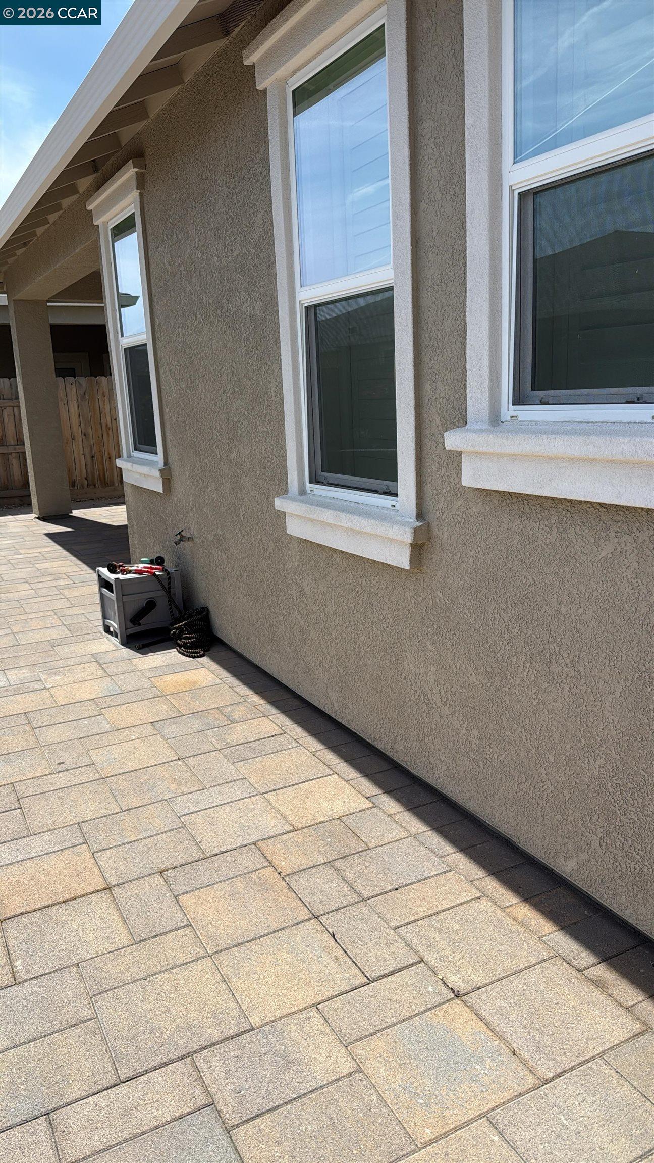 Detail Gallery Image 4 of 19 For 2080 Park Pl, Rio Vista,  CA 94571 - 2 Beds | 2/1 Baths