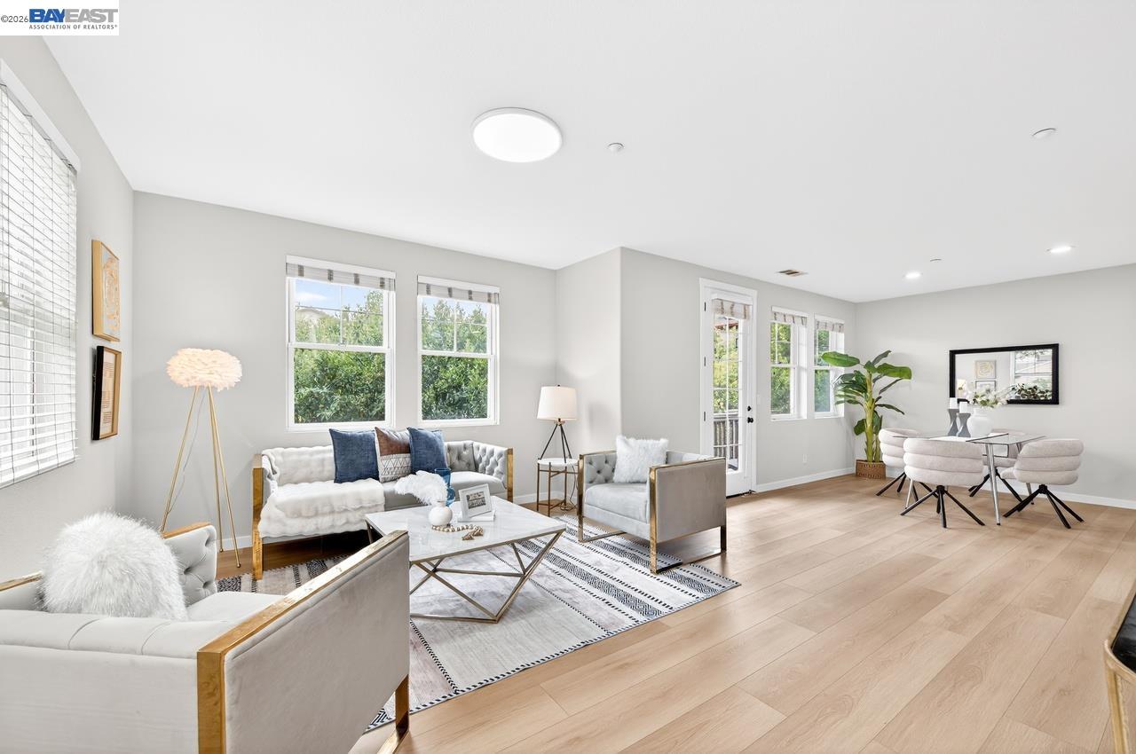 Photo #3: 41129144 Listing: Photo #3