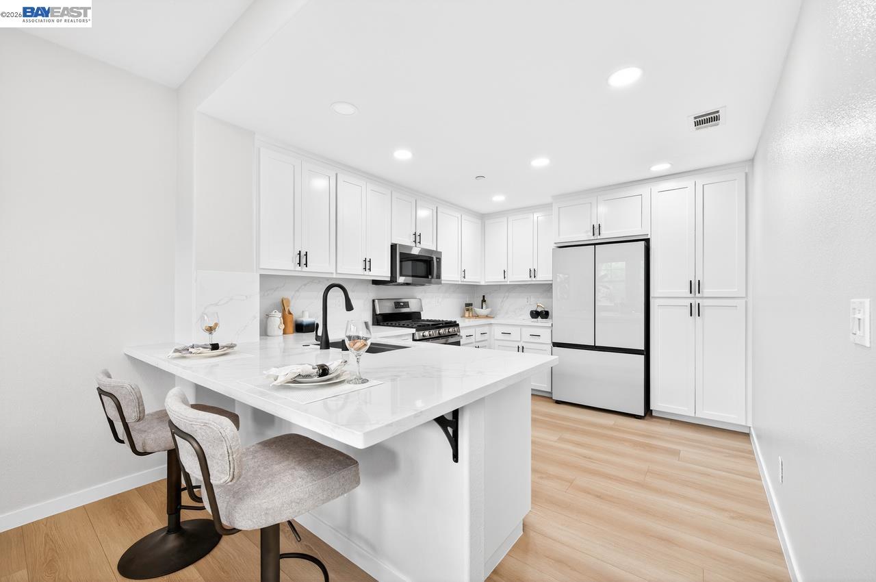 Photo #9: 41129144 Listing: Photo #9