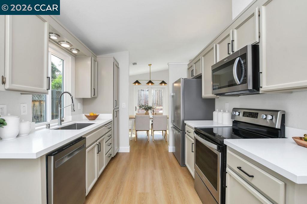 Detail Gallery Image 14 of 37 For 4345 Mehaffey Way, Oakley,  CA 94561 - 3 Beds | 2 Baths